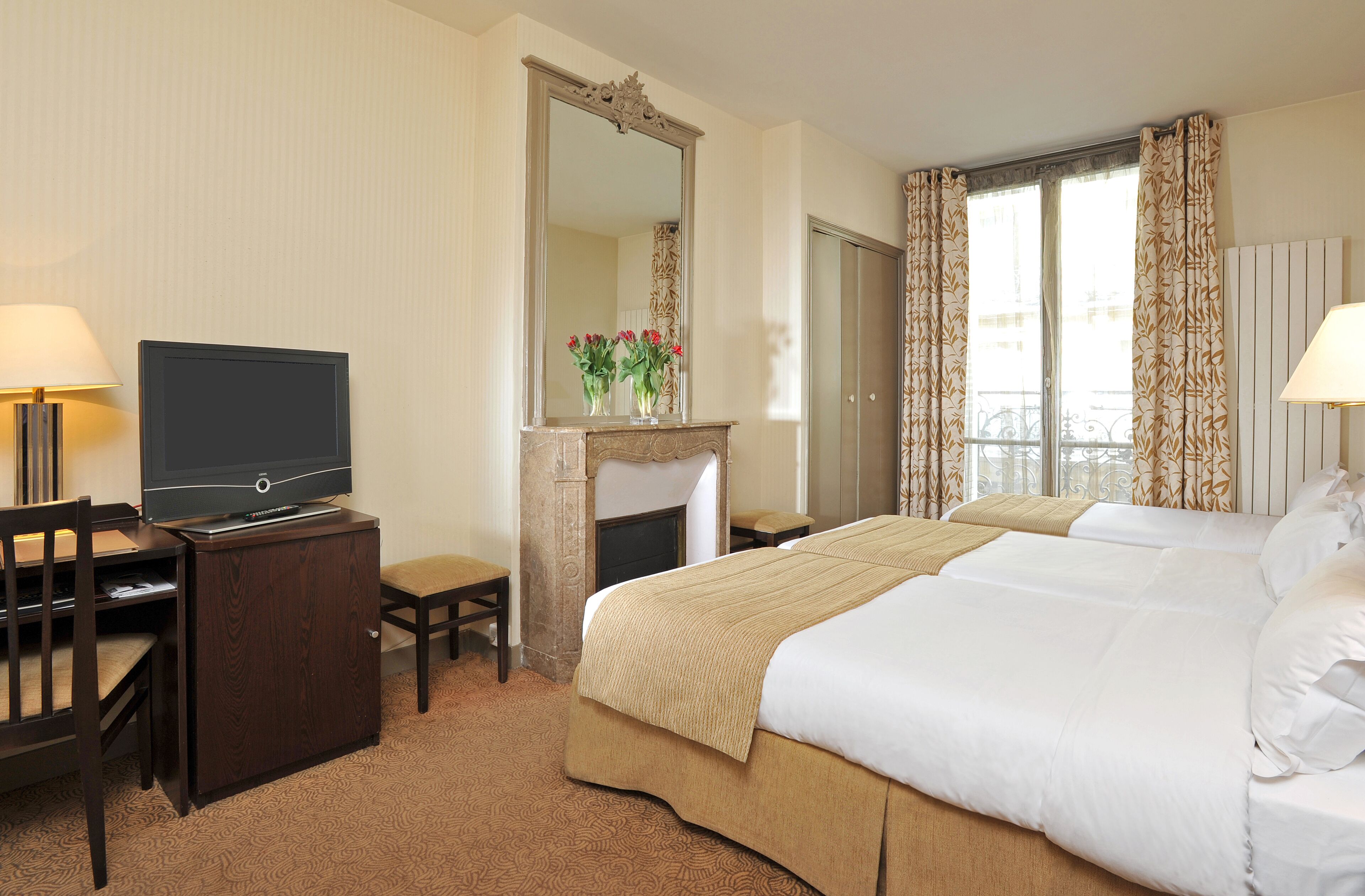 triple room | in-room safe, desk, blackout curtains, iron/ironing board