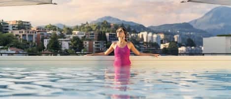 Seasonal outdoor pool