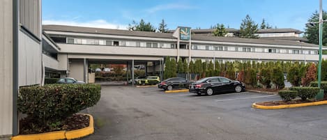 Enceinte de lâhĂ©bergement