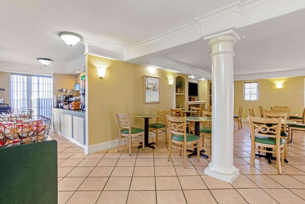 Free continental breakfast