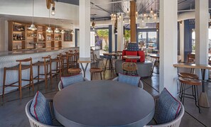 2 restaurants; breakfast, lunch, dinner, and brunch served - Hyatt Regency Mission Bay Spa and Marina (San Diego)