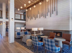 Lobby - Hyatt Regency Mission Bay Spa and Marina (San Diego)
