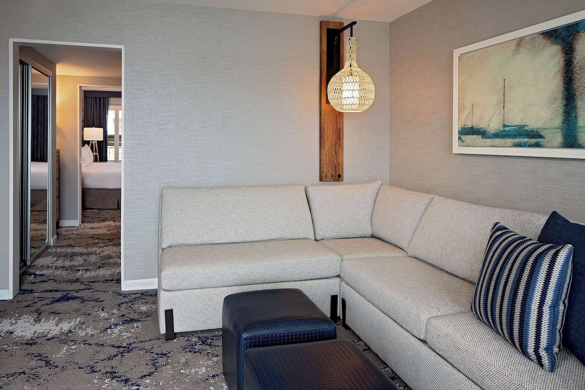 Suite, 1 King Bed with Sofa bed (Marina) | Down comforters, pillowtop beds, in-room safe, desk