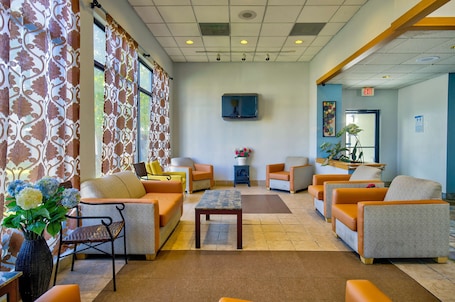 Lobby. Motel 6 Ashland, VA