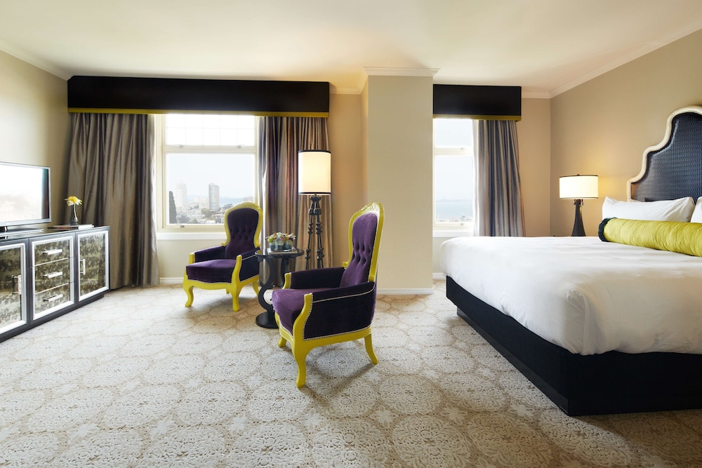 The Huntington Hotel by null