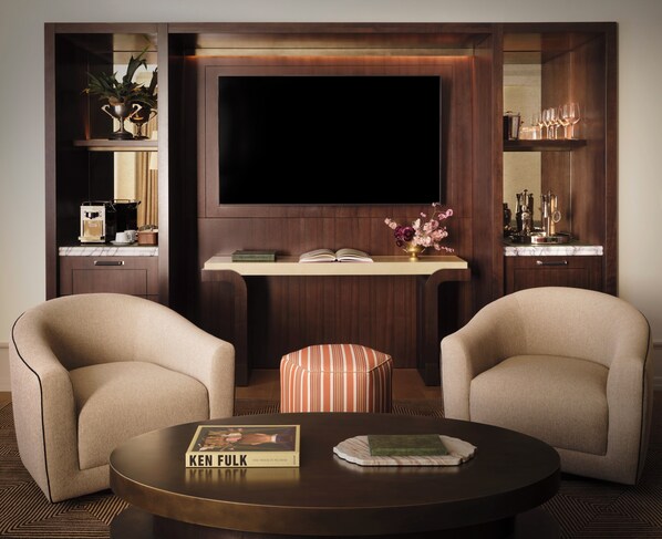 TV, iPod dock, pay movies -  The Huntington Hotel (San Francisco)