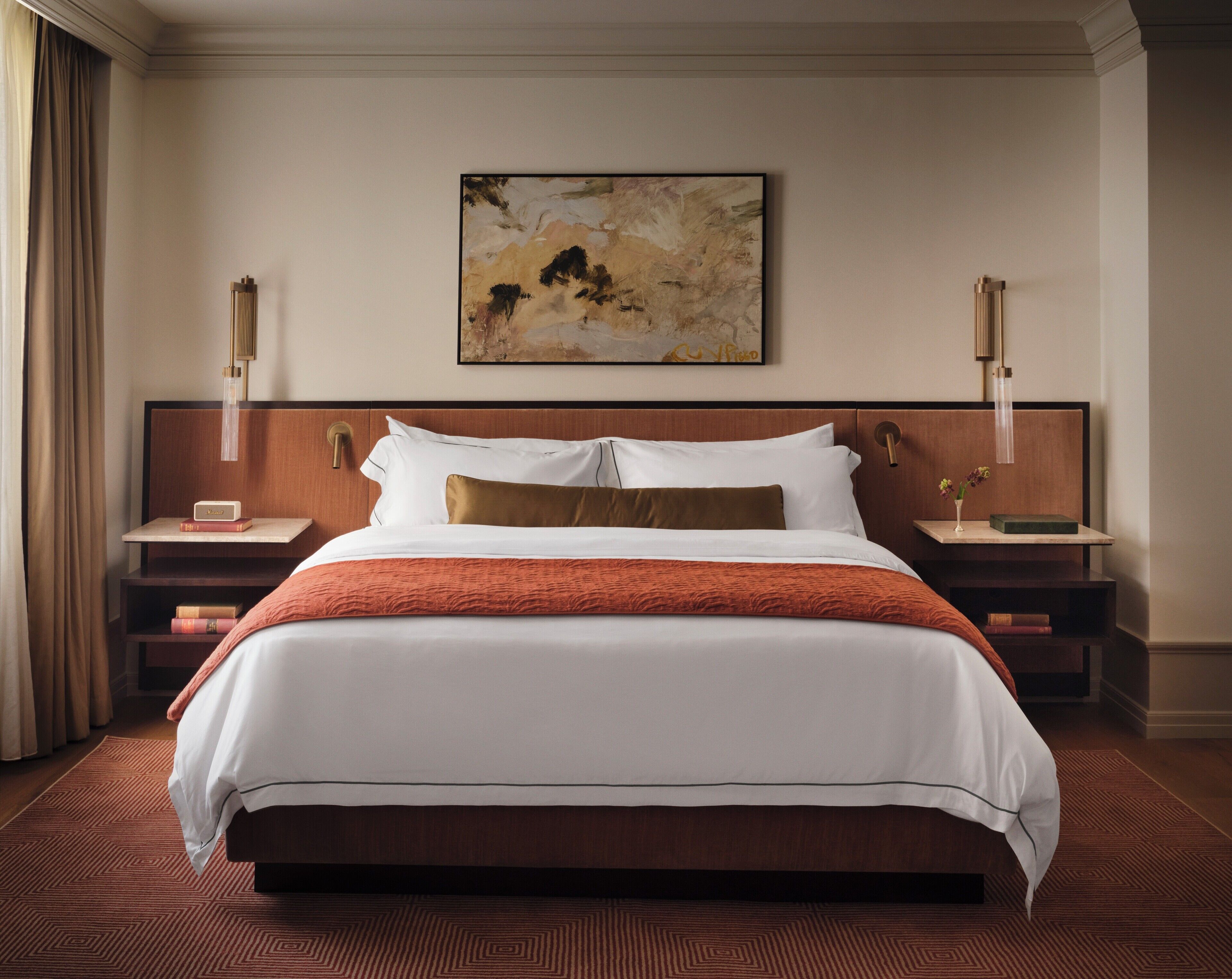 1 bedroom, premium bedding, in-room safe, desk