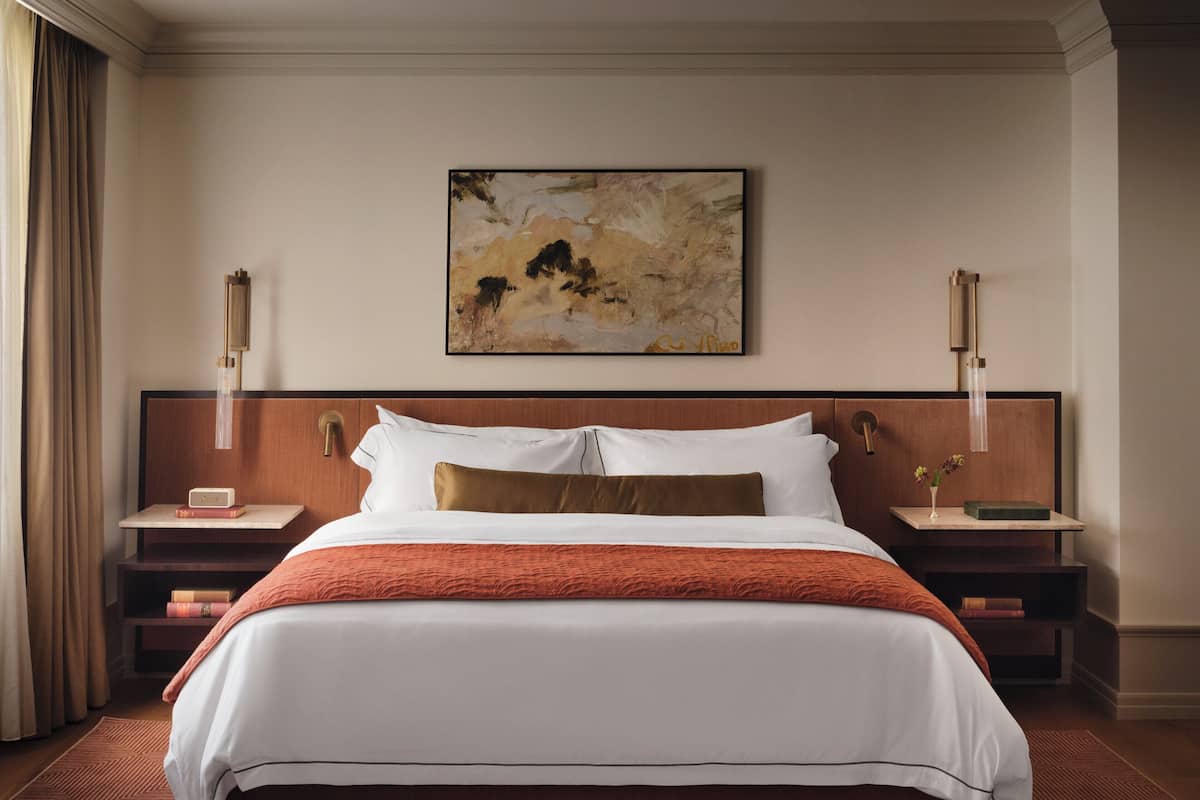 1 bedroom, premium bedding, in-room safe, desk