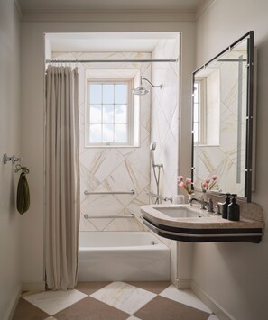Suite, 1 Bedroom, Accessible | Accessible bathroom