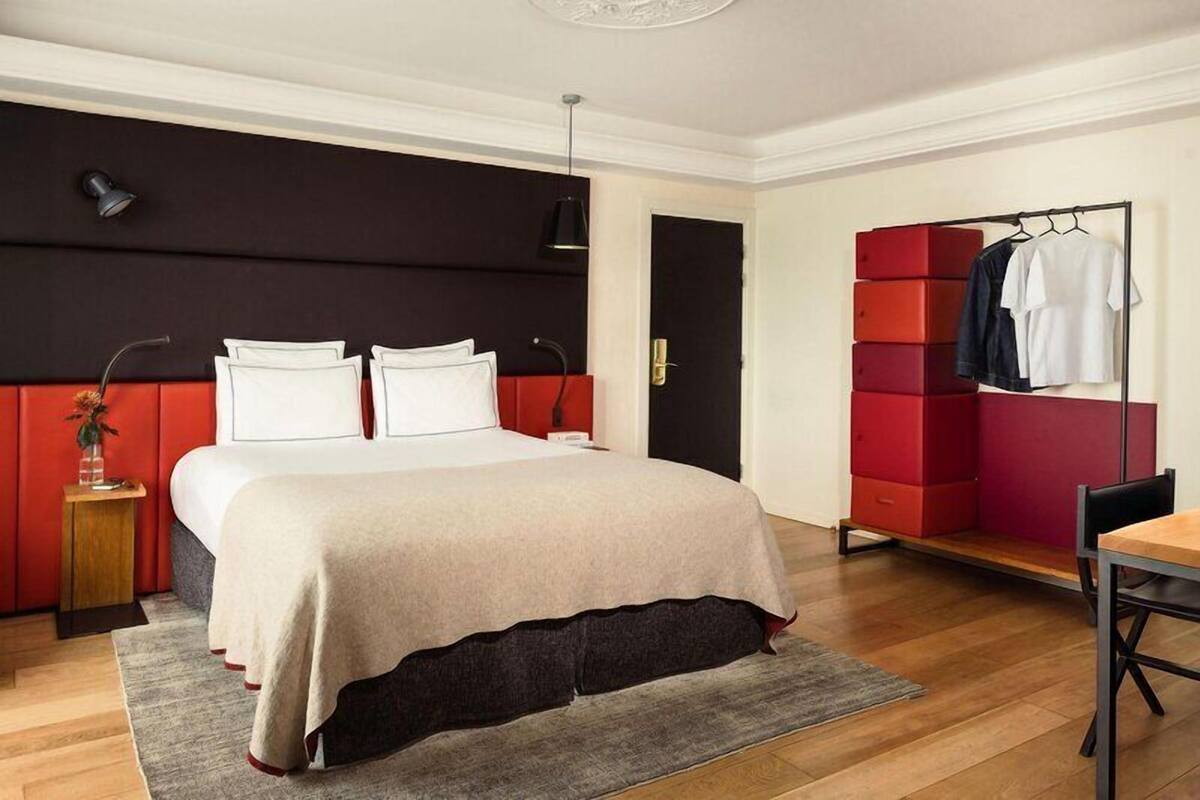 Junior Suite - Eiffel Tower view