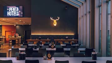 Breakfast, lunch, dinner served; international cuisine