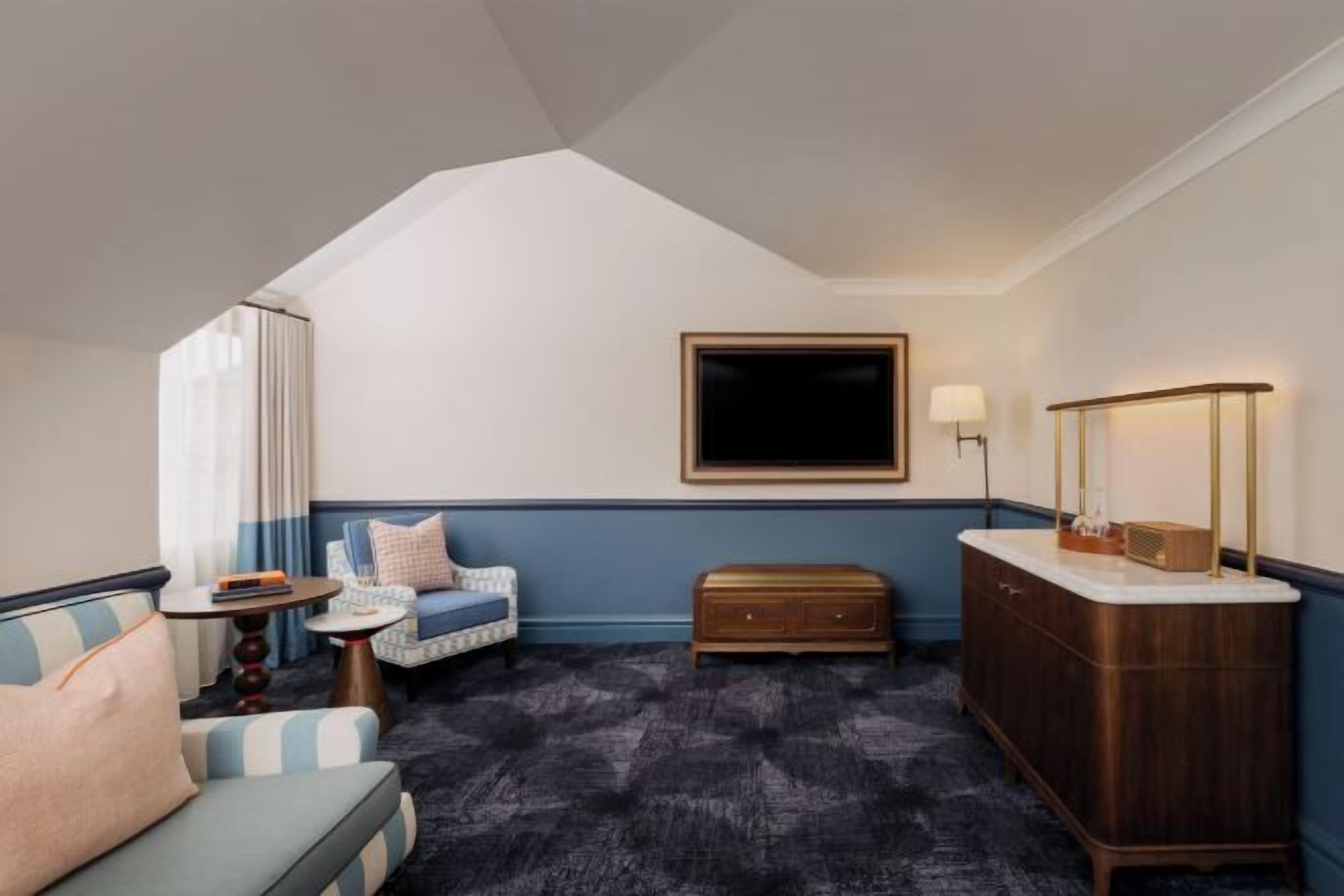 Oppholdsområde | En 42-tommers TV med digitale kanaler samt DVD-spiller