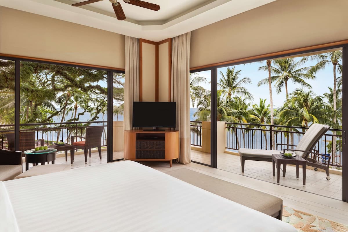 garden wing, studio suite | premium bedding, minibar, in-room safe, desk