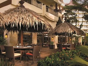 3 Restaurants, Frühstück, Abendessen, Brunch, internationale Küche