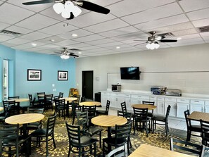 Desayuno continental incluido todos los días