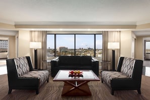 Suite, Non Smoking | Living area