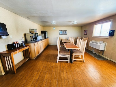 Countryside Inn Iola