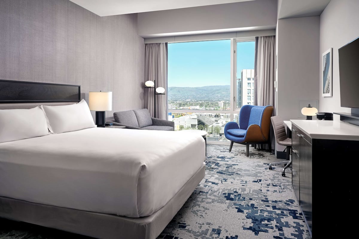 1 bedroom, premium bedding, pillow-top beds, in-room safe