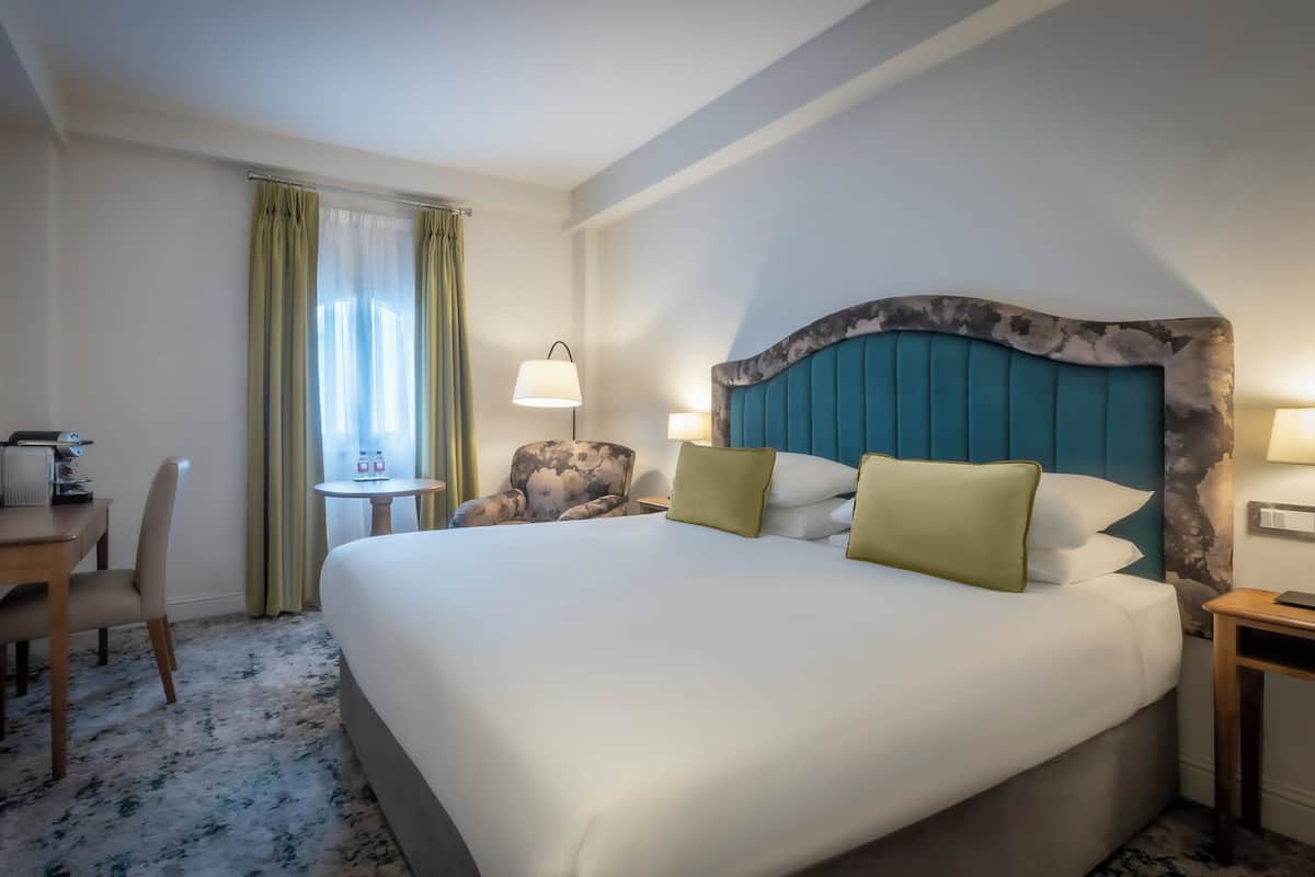 Deluxe Double or Twin Room | Premium bedding, individually decorated, individually furnished, desk