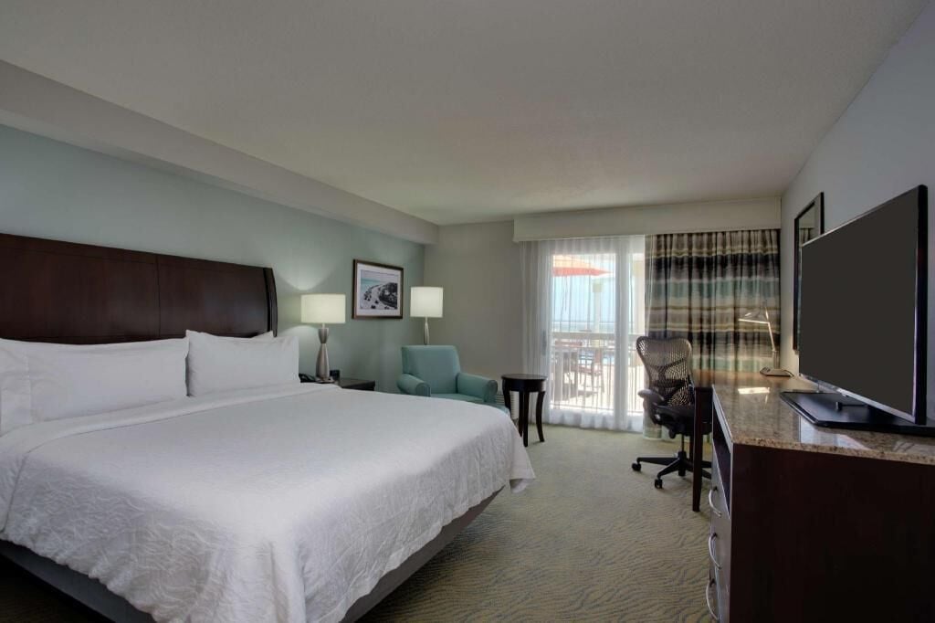 In-room safe, desk, iron/ironing board, free WiFi