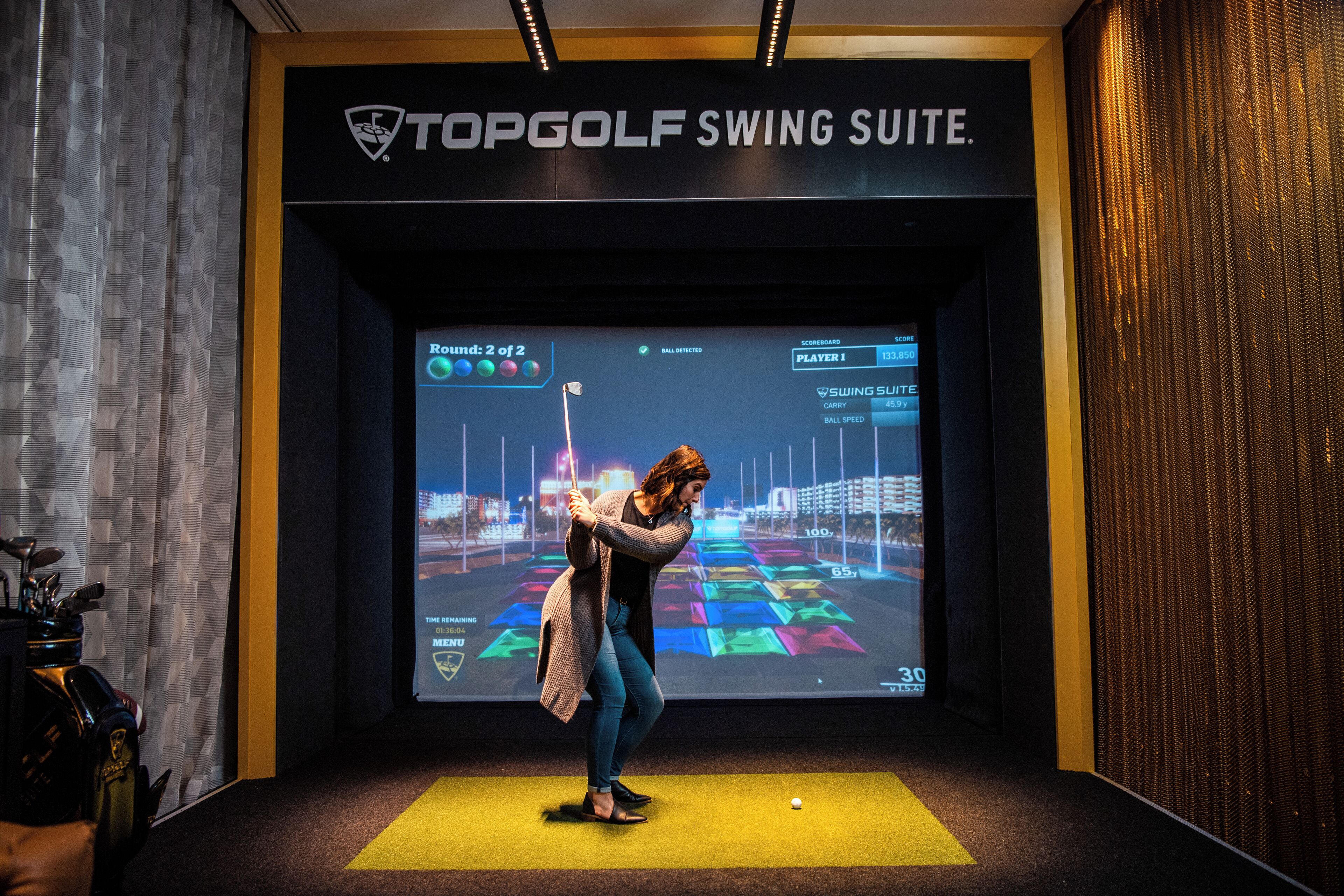 Campo pratica di golf al coperto