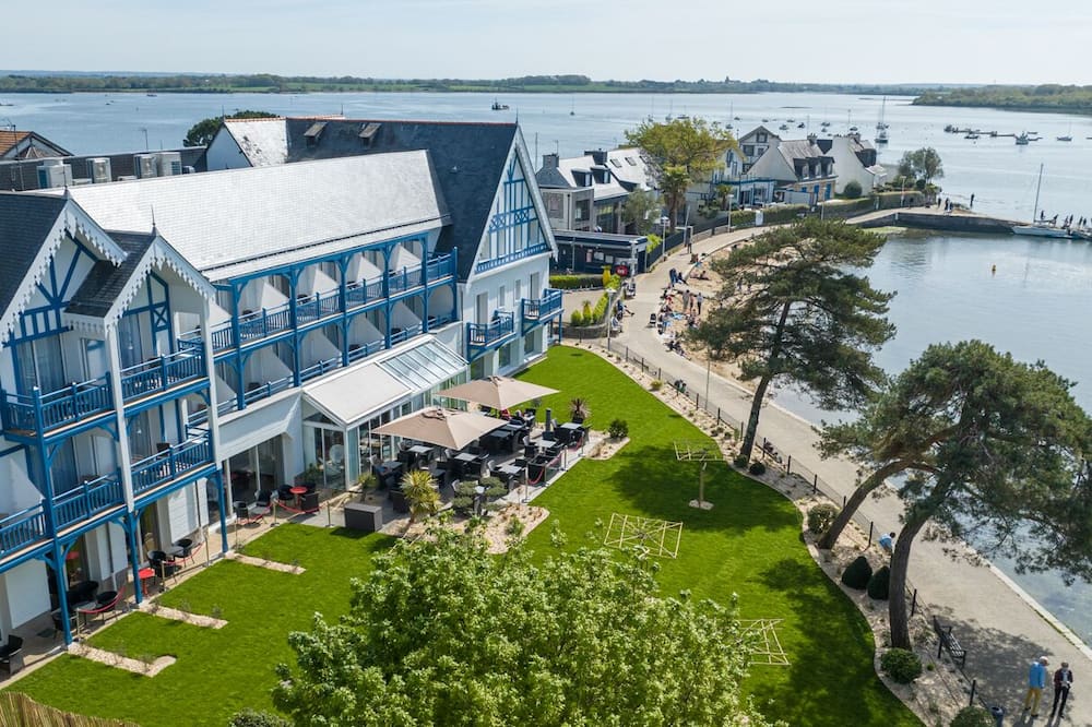 Best Western Plus Hôtel Le Roof