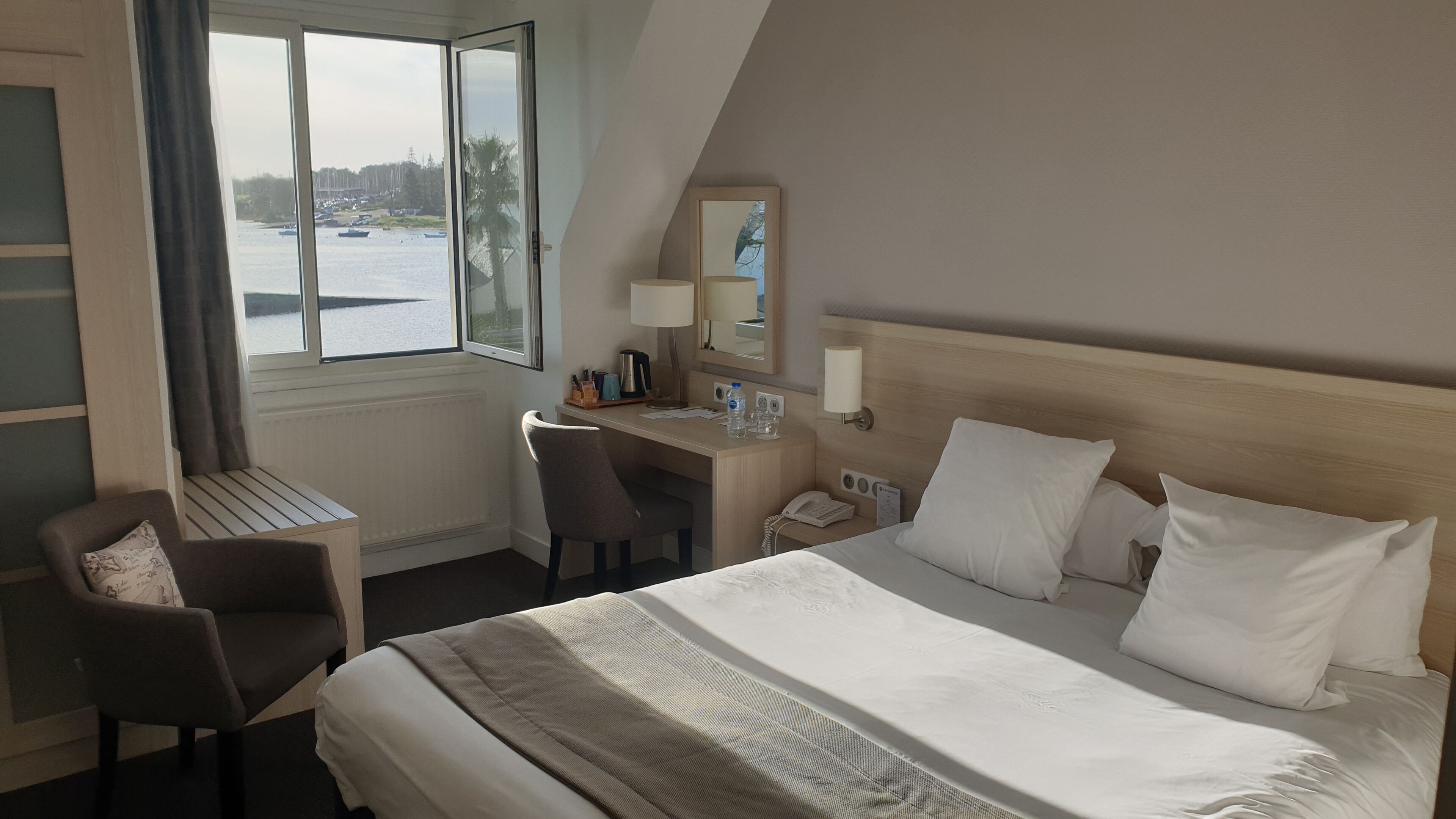 Photo - Best Western Plus Hôtel Le Roof