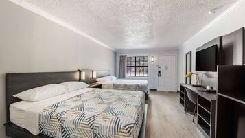 TyöpöytÀ, silitysrauta/-lauta, ilmainen Wi-Fi, vuodevaatteet