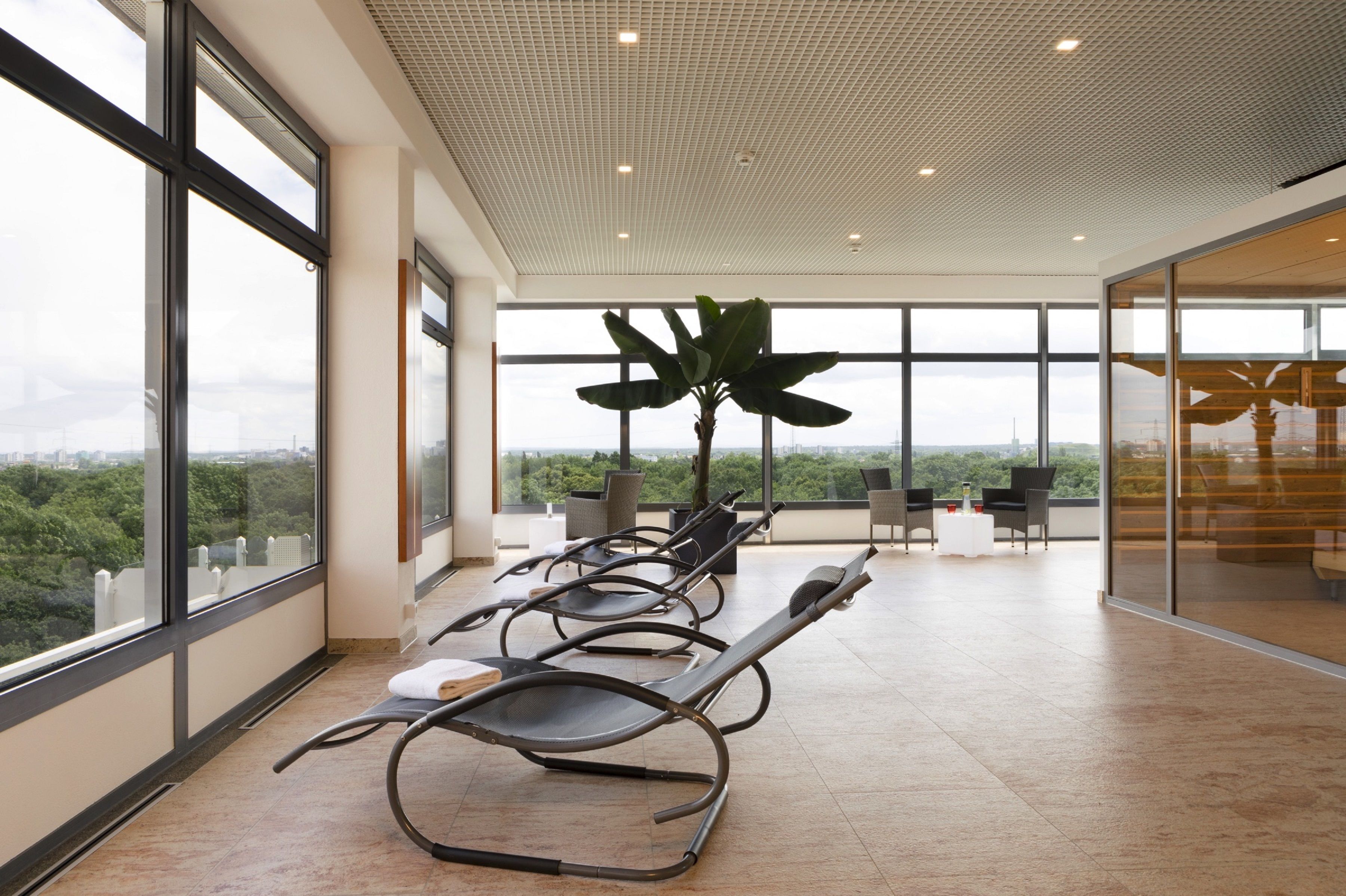 sauna, body treatments, body wraps, body scrubs, facials