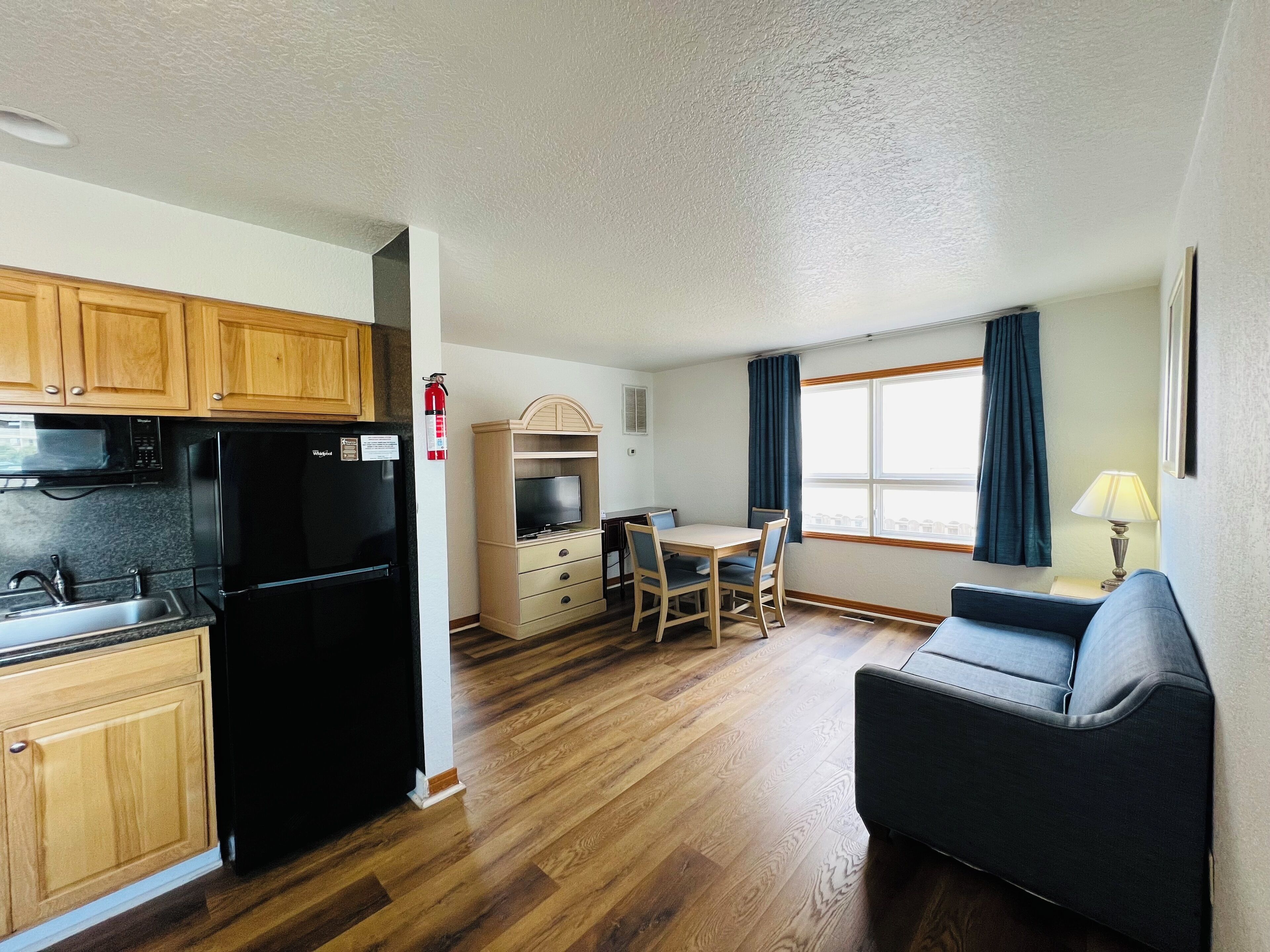 Queen Suite with 2 Queen Beds - Non Smoking - Oceanfront