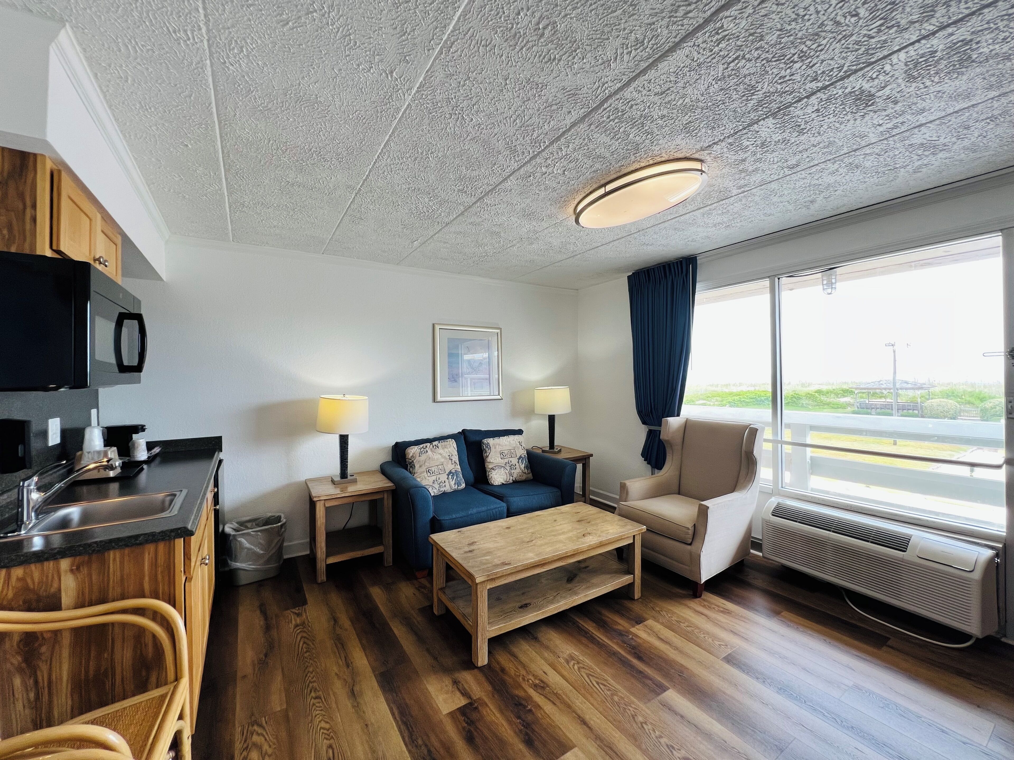 Double Suite with Two Double Beds - Non Smoking