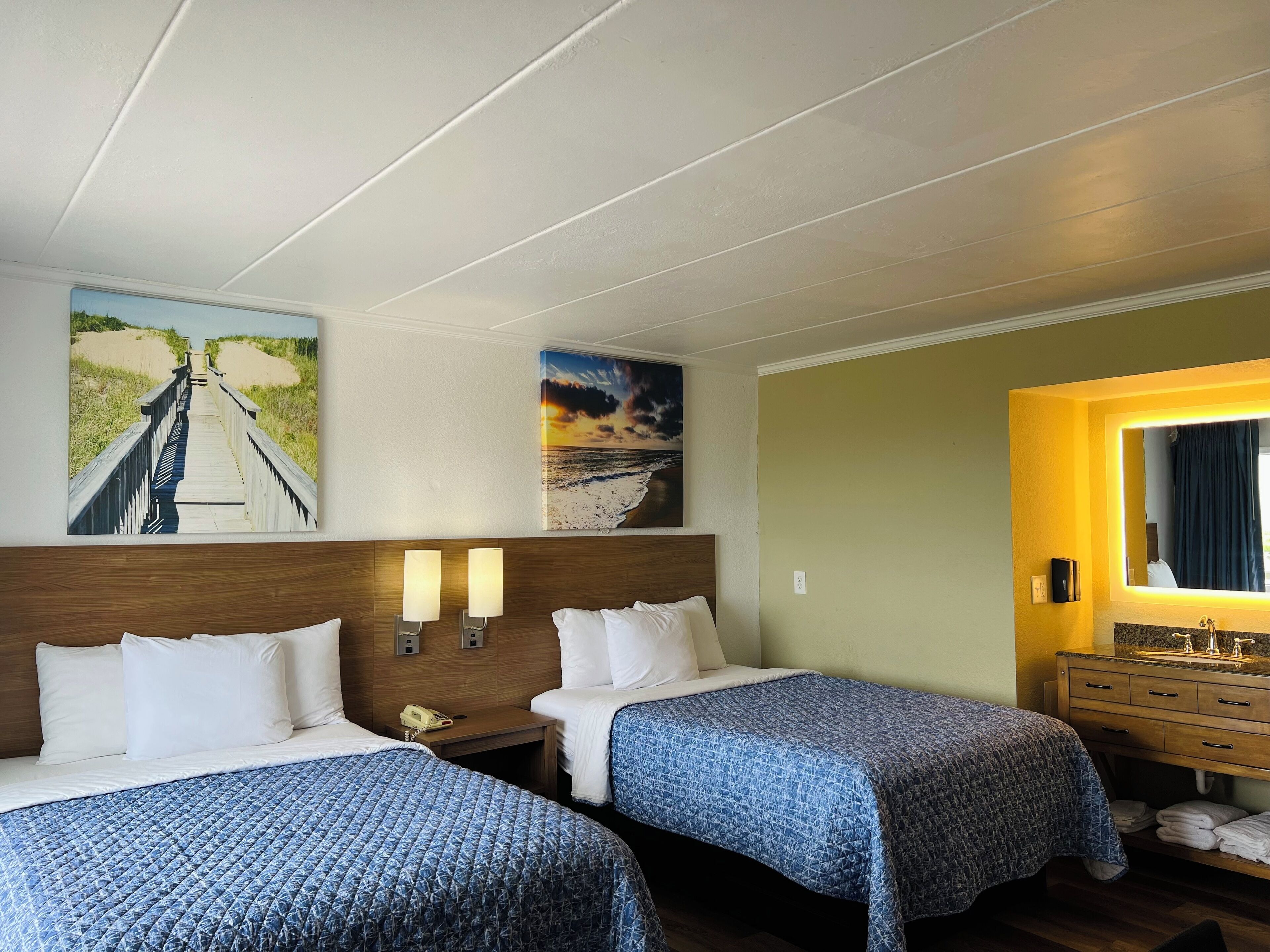 In-room safe, iron/ironing board, free WiFi, bed sheets