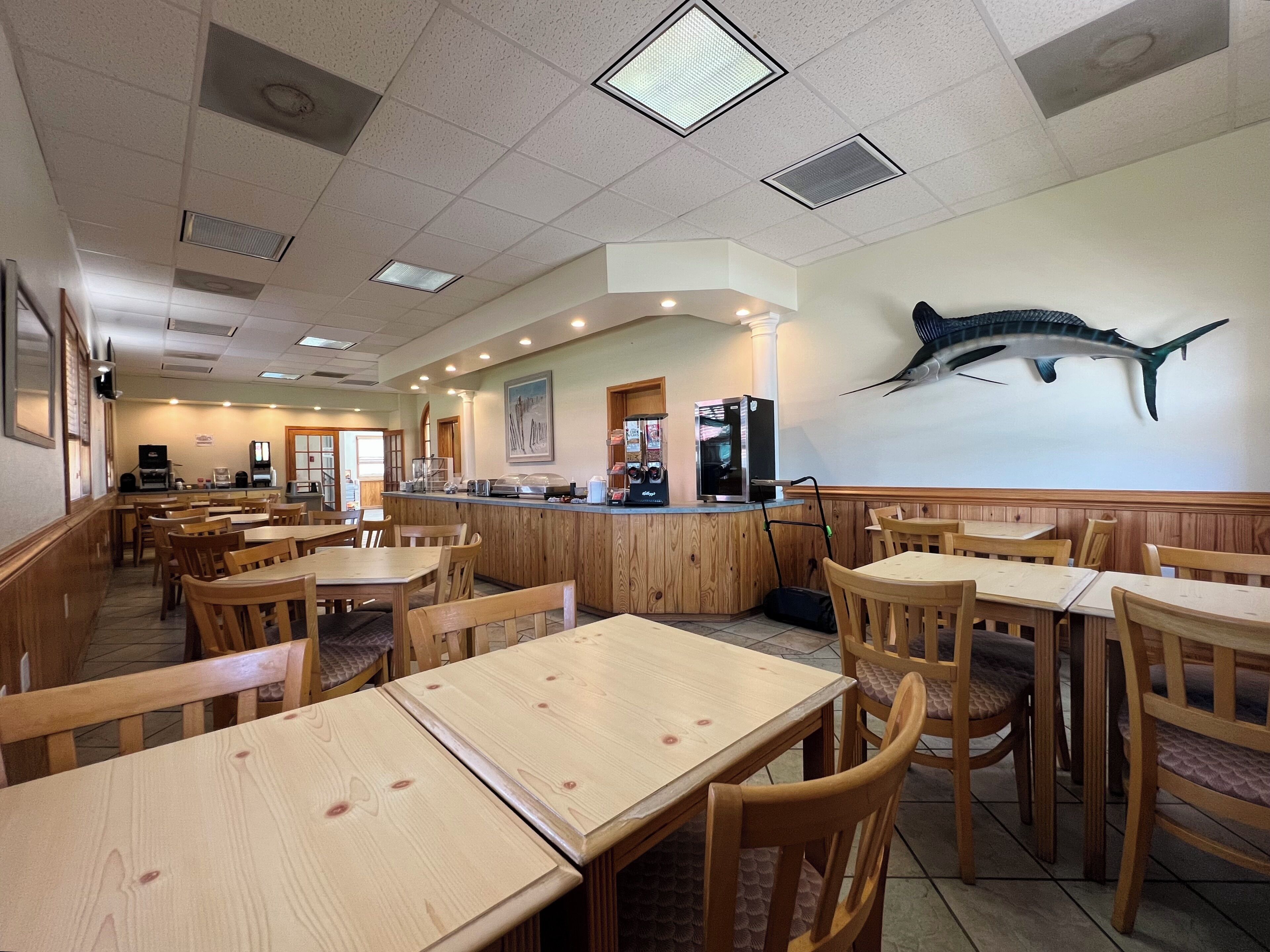 Free daily continental breakfast