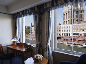 Chambre Deluxe avec lits jumeaux, non-fumeur, vue ville