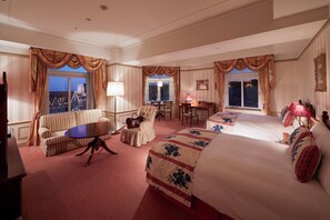 Luxury Twin Room, Non Smoking | 1 bedroom, in-room safe, individually decorated, desk