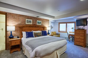 In-room safe, individually decorated, iron/ironing board, free WiFi