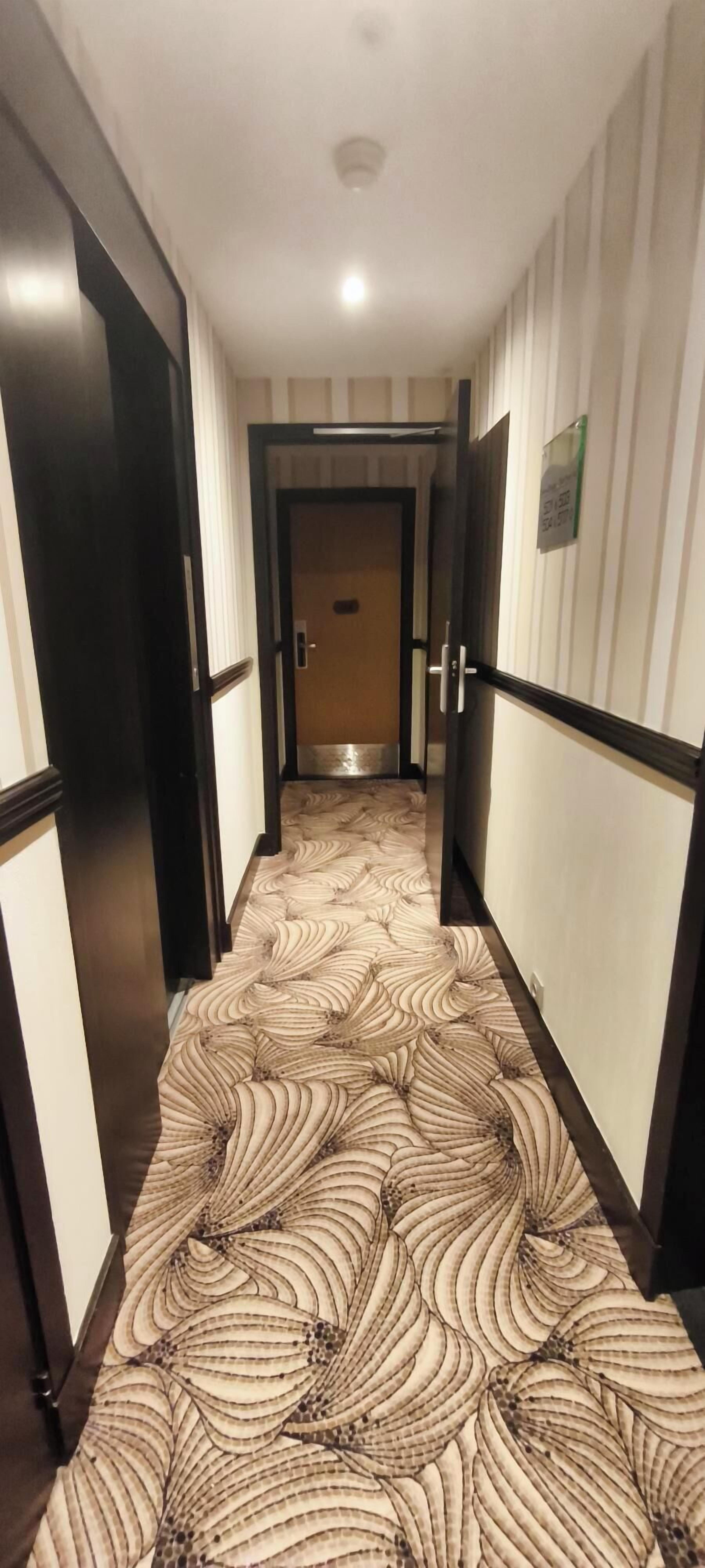 Foto - Hotel Elysées Bassano