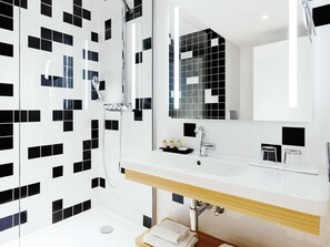 Literie de qualité supérieure, minibar, coffres-forts dans les chambres