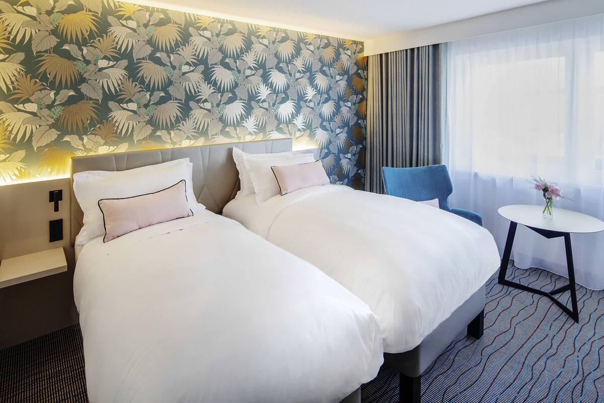 Classic Twin Room, 2 Twin Beds | Premium bedding, minibar, in-room safe, desk