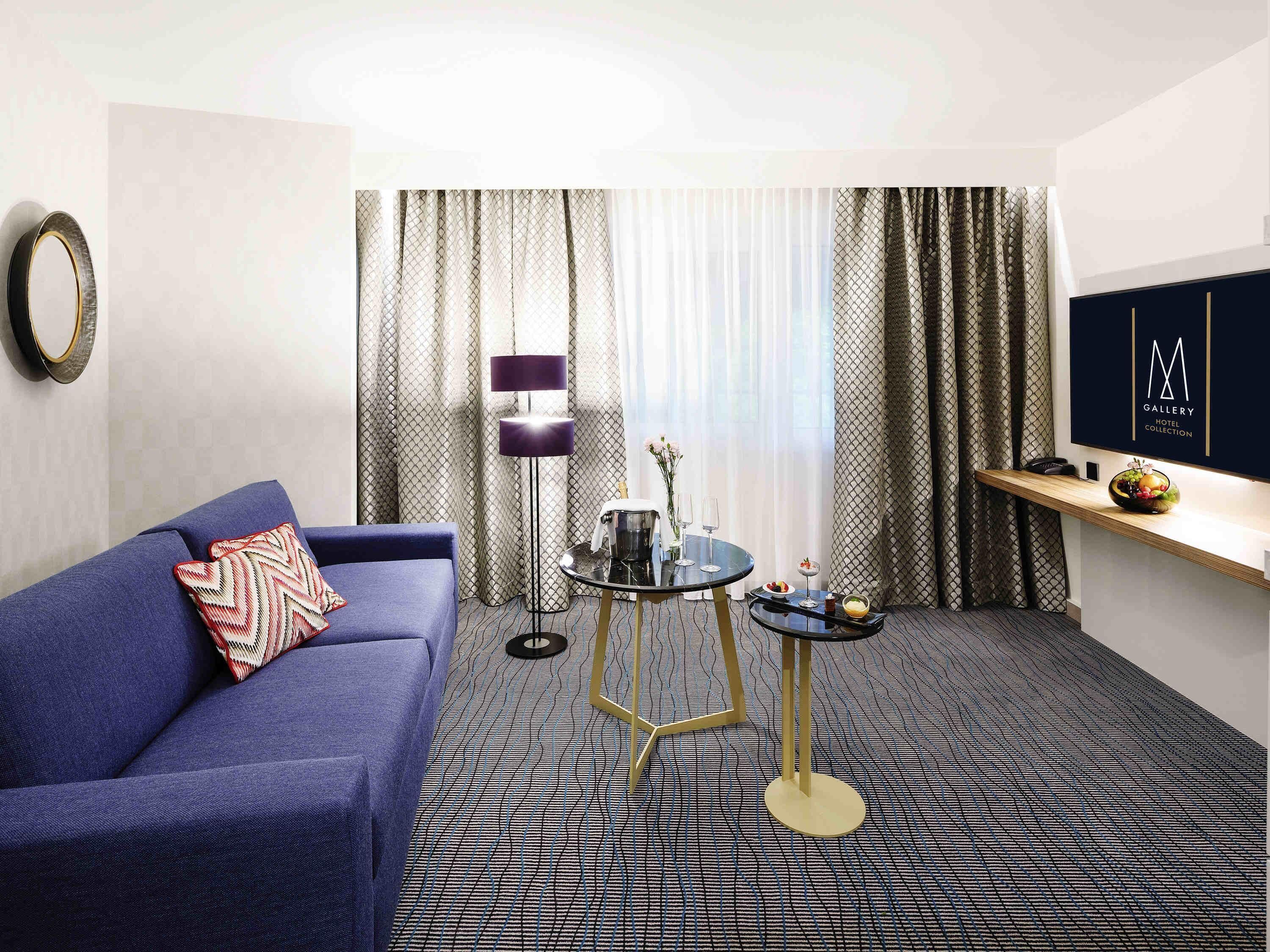 Ropa de cama de alta calidad y minibar 
