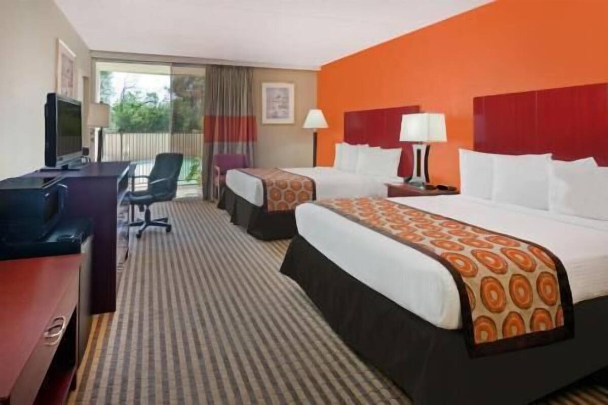 In-room safe, desk, iron/ironing board, free cribs/infant beds
