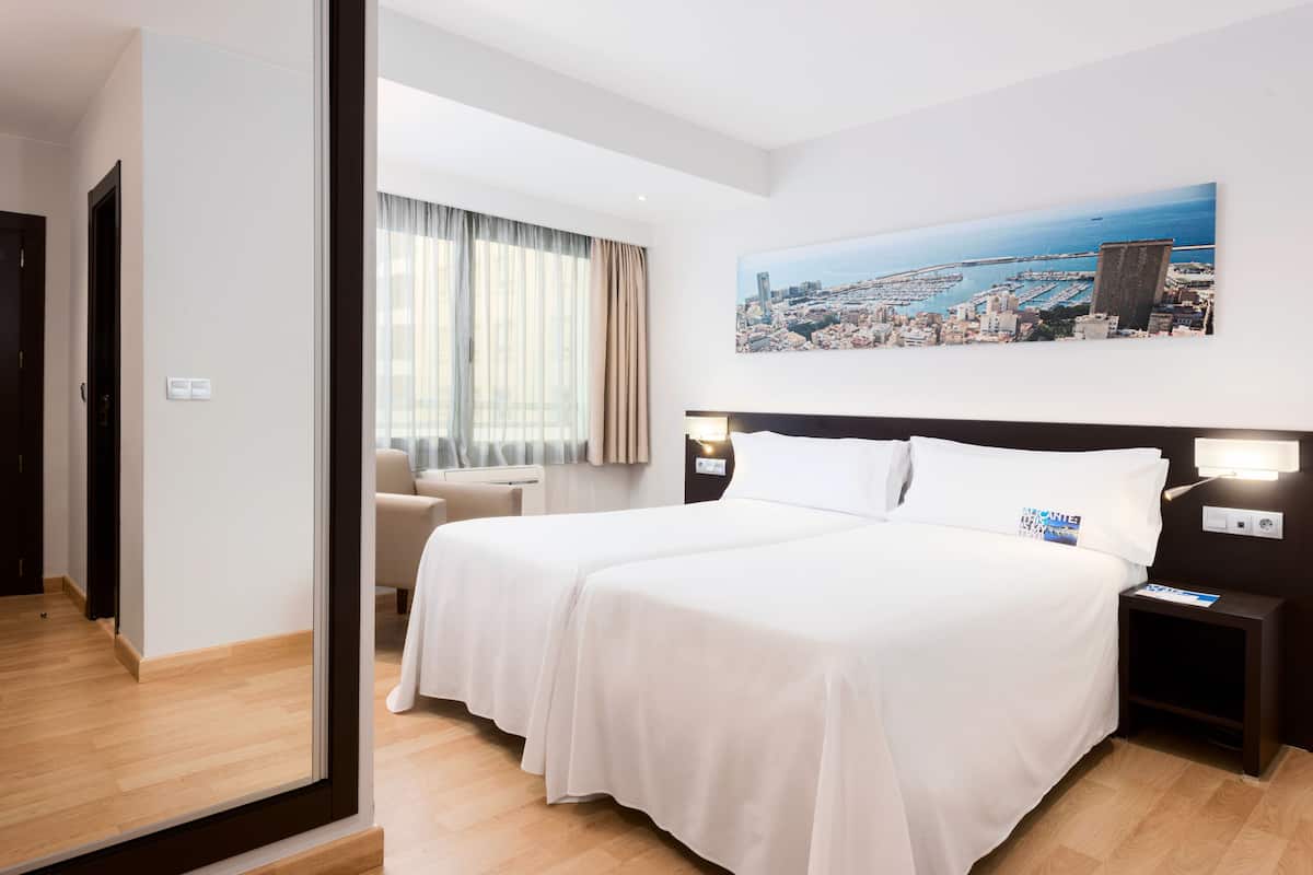 Premium bedding, minibar, in-room safe, desk