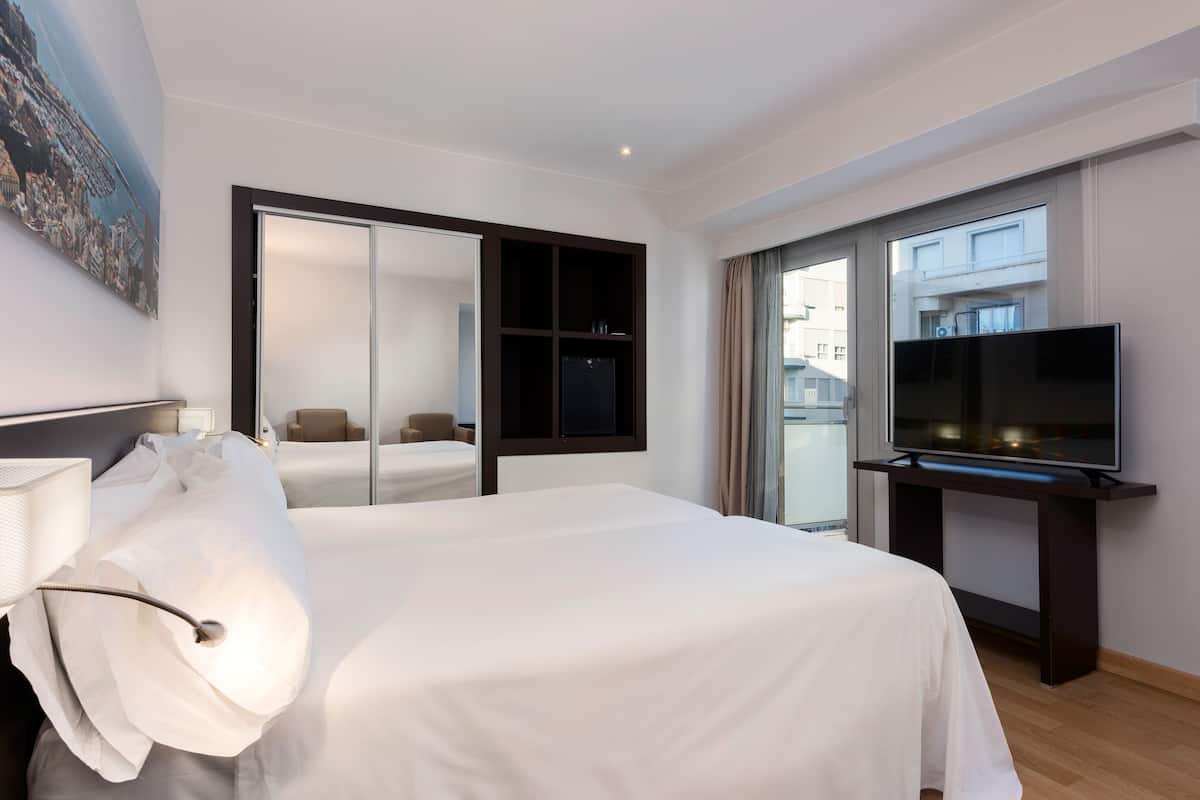Superior Double Room | Premium bedding, minibar, in-room safe, desk