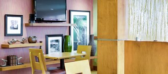 哈里森堡大學歡朋飯店