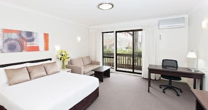 ibis Styles Canberra Tall Trees