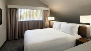 Suite, 1 Bedroom (Second Bed in Loft) | Premium bedding, blackout drapes, iron/ironing board, WiFi (free)