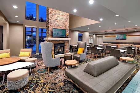Lobby. Residence Inn by Marriott Manhattan Beach