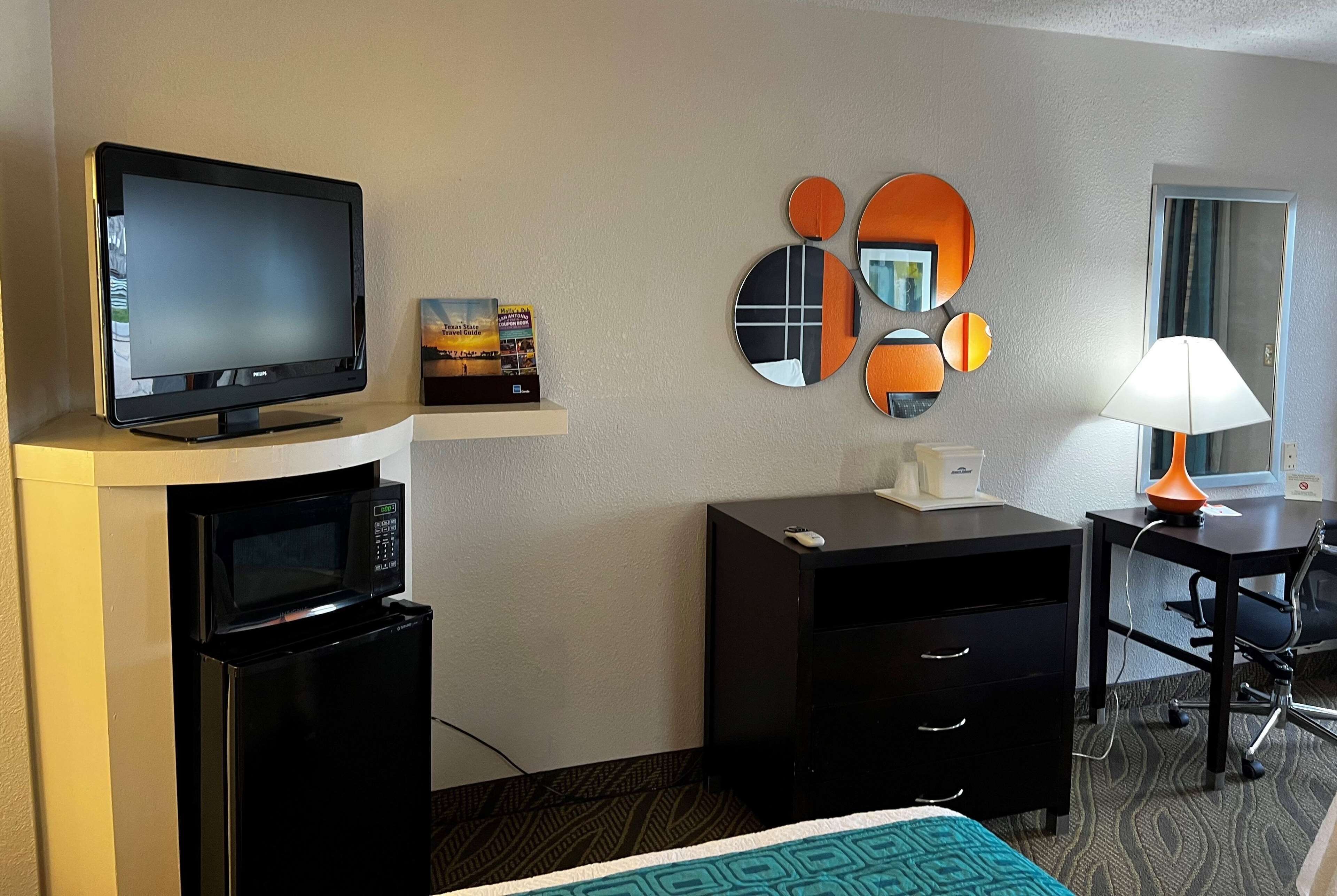 Foto - Howard Johnson by Wyndham Houston Heights Downtown