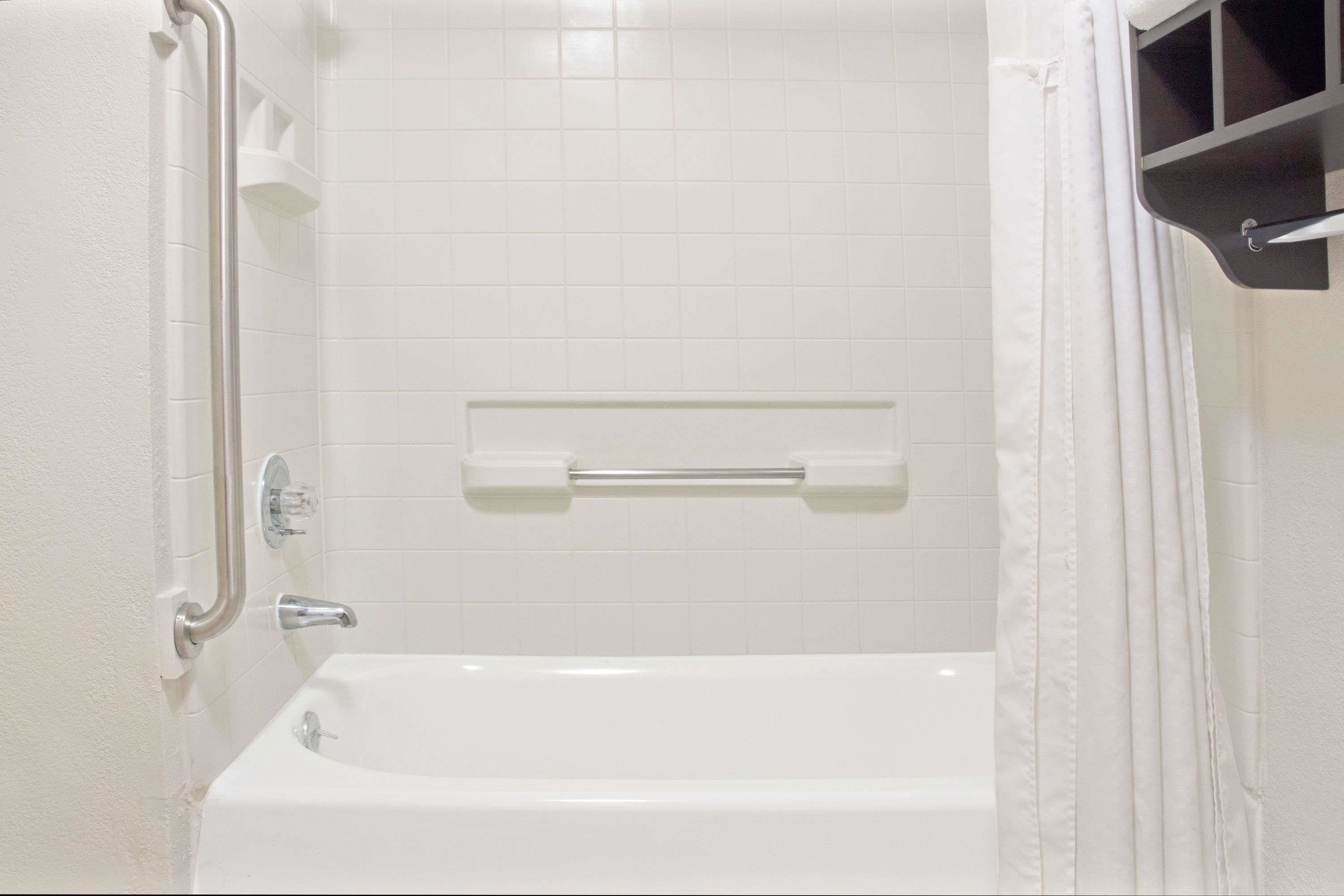 Foto - Howard Johnson by Wyndham Houston Heights Downtown