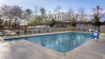 Seasonal outdoor pool